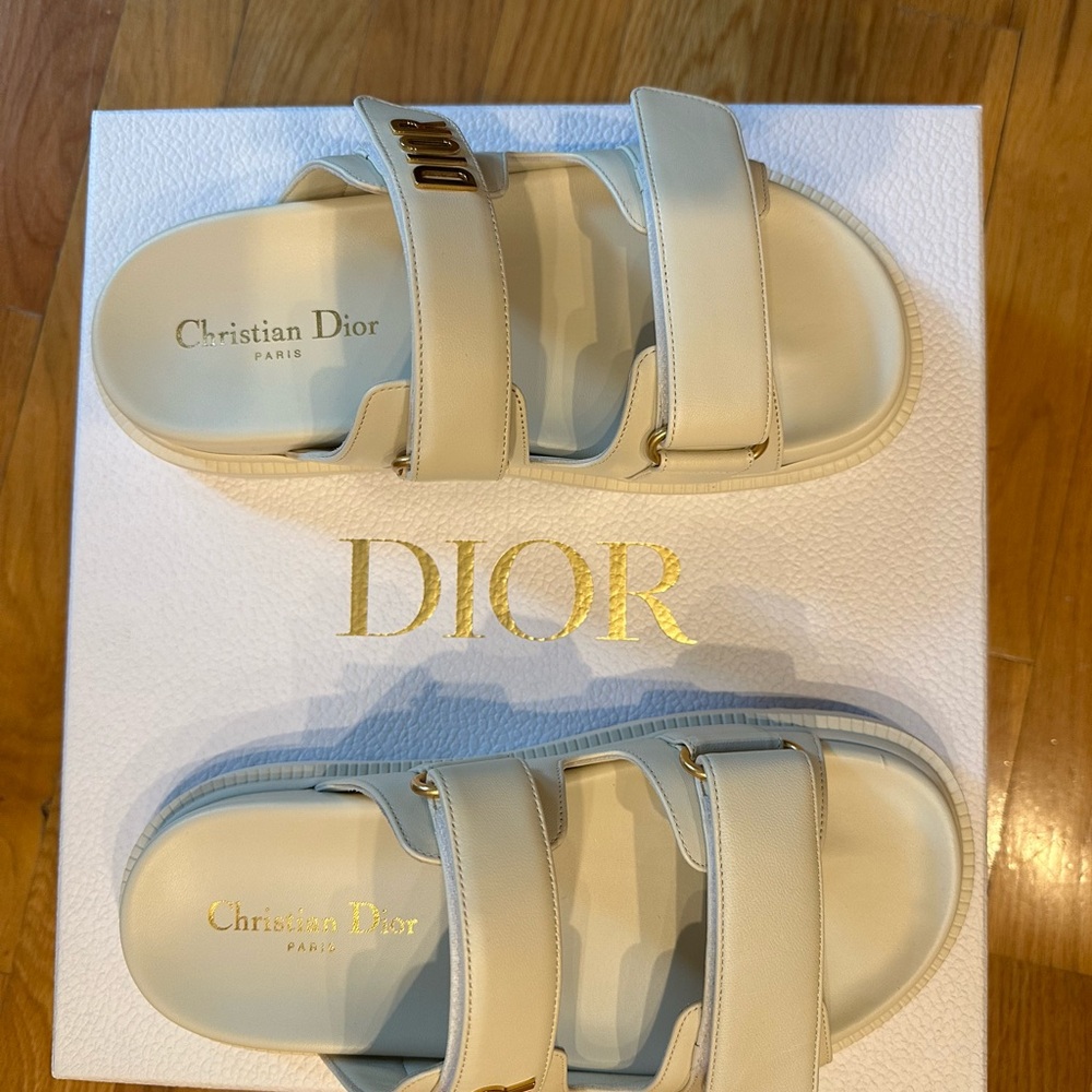 BRAND NEW Dior Cream Sandals Size 7.5 (EU 37.5). ORIGINAL box and dust bags.